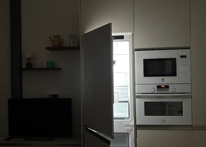 Premium En Plaza Mina Minimalismo Y Confort A Pasos Del Mar Кадис